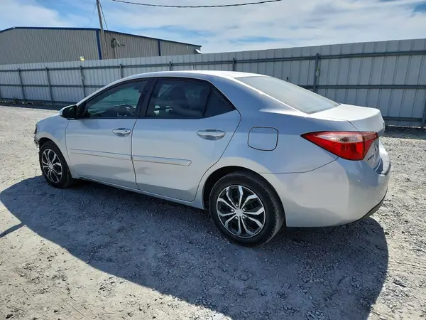 2T1BURHE8JC099661 2018 TOYOTA COROLLA - Image 2