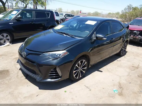 2T1BURHE8JC100310 2018 TOYOTA COROLLA - Image 2
