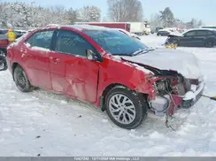 2T1BURHE8JC100372 2018 TOYOTA COROLLA