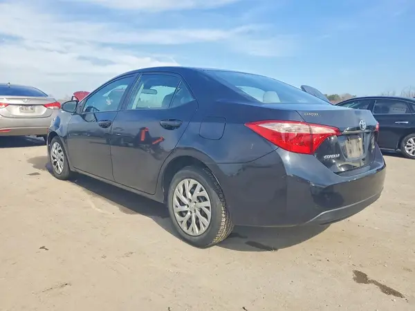 2T1BURHE8JC101618 2018 TOYOTA COROLLA - Image 2