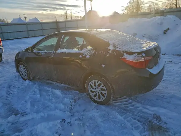 2T1BURHE8JC102249 2018 TOYOTA COROLLA - Image 2