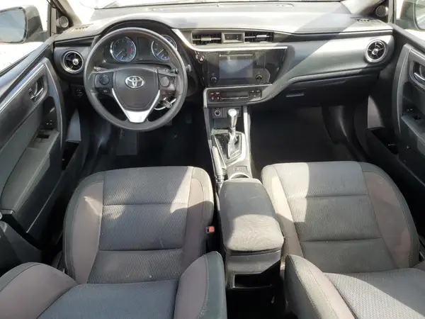 2T1BURHE8JC105555 2018 TOYOTA COROLLA - Image 8