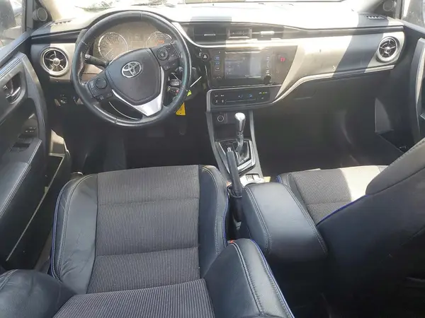 2T1BURHE8JC106138 2018 TOYOTA COROLLA - Image 8