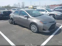 2T1BURHE8JC108729 2018 TOYOTA COROLLA