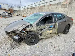 2T1BURHE8JC110643 2018 TOYOTA COROLLA