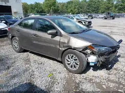 2T1BURHE8JC110917 2018 TOYOTA COROLLA