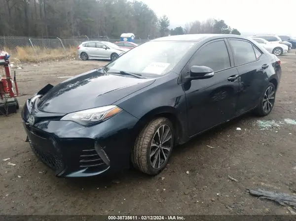 2T1BURHE8JC111954 2018 TOYOTA COROLLA - Image 2