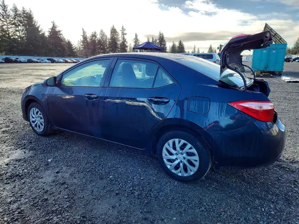 2T1BURHE8JC112702 2018 TOYOTA COROLLA - Image 2