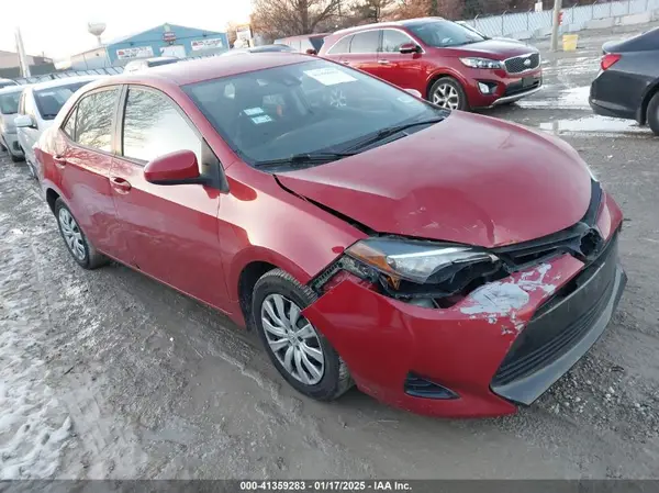 2T1BURHE8JC112909 2018 TOYOTA COROLLA - Image 1