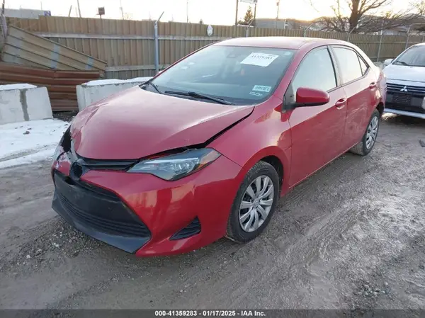 2T1BURHE8JC112909 2018 TOYOTA COROLLA - Image 2