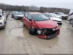 2T1BURHE8JC113283 2018 TOYOTA COROLLA