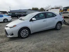 2T1BURHE8JC113879 2018 TOYOTA COROLLA