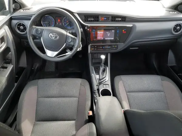 2T1BURHE8JC113879 2018 TOYOTA COROLLA - Image 8