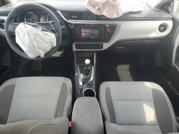 2T1BURHE8JC117026 2018 TOYOTA COROLLA - Image 8