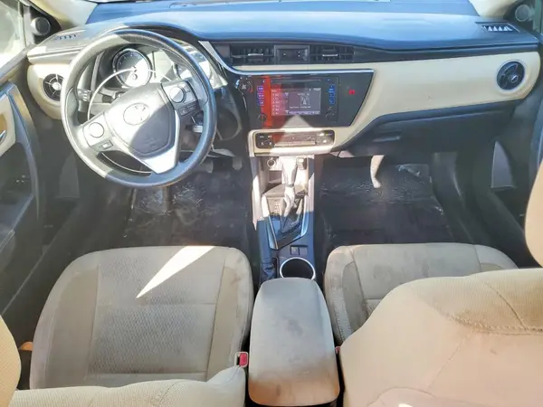 2T1BURHE8JC118306 2018 TOYOTA COROLLA - Image 8