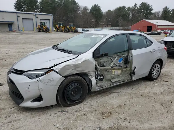 2T1BURHE8JC118564 2018 TOYOTA COROLLA - Image 1