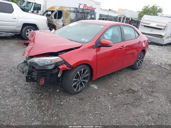 2T1BURHE8JC123991 2018 TOYOTA COROLLA - Image 2