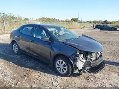 2T1BURHE8JC966072 2018 TOYOTA COROLLA