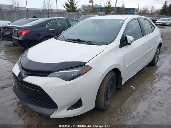 2T1BURHE8JC972079 2018 TOYOTA COROLLA - Image 2
