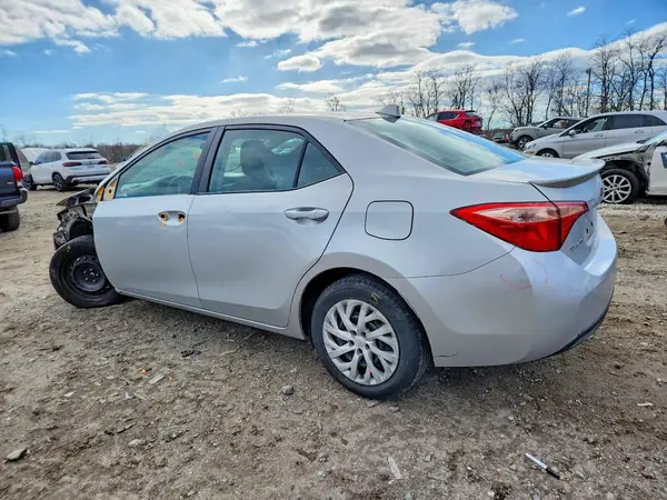 2T1BURHE8JC974947 2018 TOYOTA COROLLA - Image 2