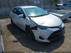 2T1BURHE8JC975175 2018 TOYOTA COROLLA
