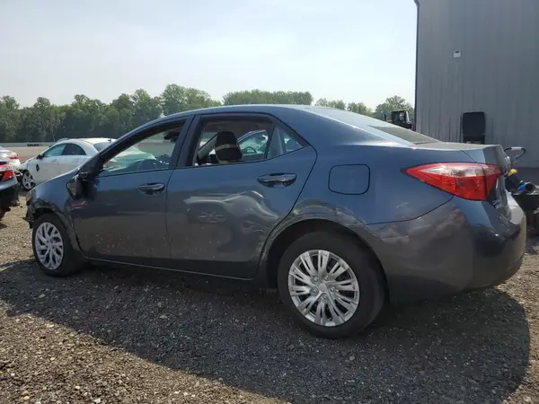 2T1BURHE8JC976763 2018 TOYOTA COROLLA - Image 2