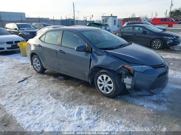 2T1BURHE8JC981171 2018 TOYOTA COROLLA - Image 1