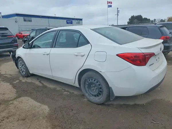 2T1BURHE8JC982837 2018 TOYOTA COROLLA - Image 2