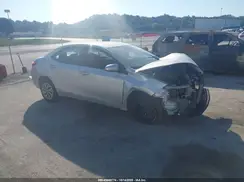 2T1BURHE8JC986015 2018 TOYOTA COROLLA