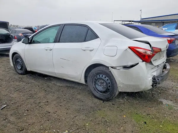 2T1BURHE8JC986421 2018 TOYOTA COROLLA - Image 2