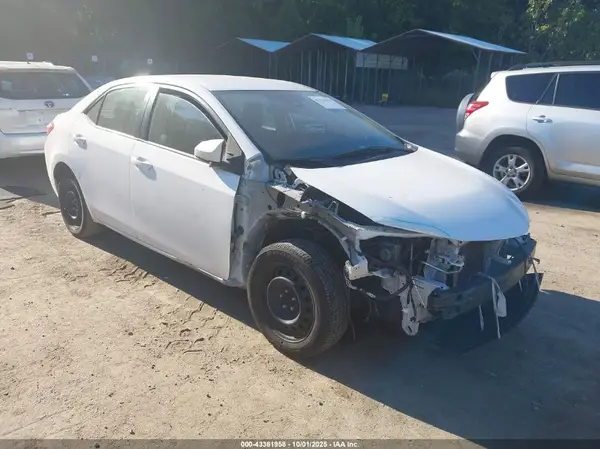 2T1BURHE8JC987780 2018 TOYOTA COROLLA - Image 1