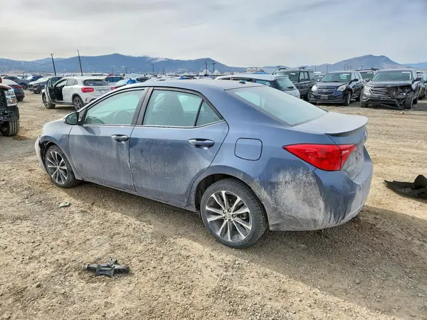 2T1BURHE8JC988525 2018 TOYOTA COROLLA - Image 2