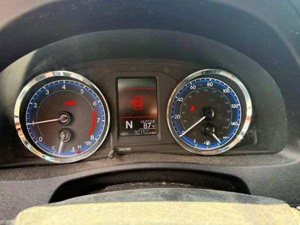 2T1BURHE8JC993613 2018 TOYOTA COROLLA - Image 8