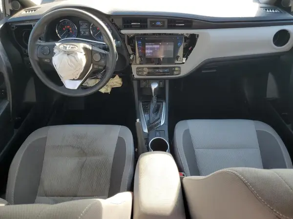 2T1BURHE8JC993711 2018 TOYOTA COROLLA - Image 8
