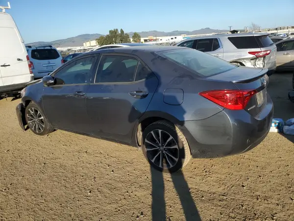 2T1BURHE8JC995135 2018 TOYOTA COROLLA - Image 2