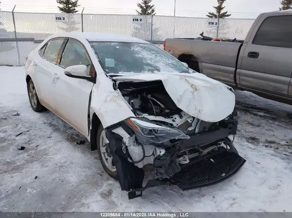 2T1BURHE8KC125628 2019 TOYOTA COROLLA - Image 1