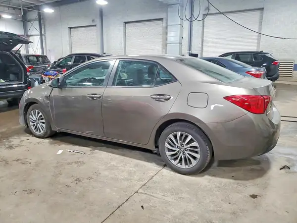 2T1BURHE8KC130974 2019 TOYOTA COROLLA - Image 2