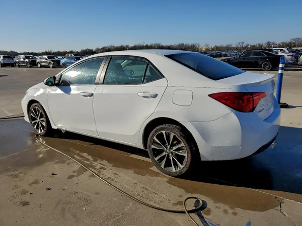 2T1BURHE8KC131090 2019 TOYOTA COROLLA - Image 2
