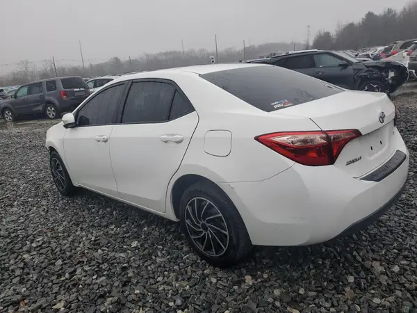 2T1BURHE8KC141330 2019 TOYOTA COROLLA - Image 2