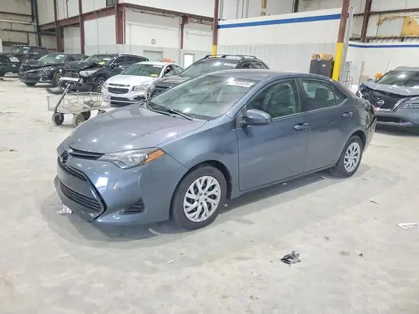 2T1BURHE8KC142557 2019 TOYOTA COROLLA - Image 1