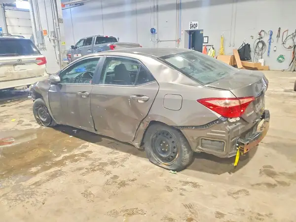 2T1BURHE8KC153123 2019 TOYOTA COROLLA - Image 2
