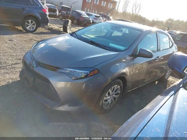 2T1BURHE8KC165787 2019 TOYOTA COROLLA - Image 2