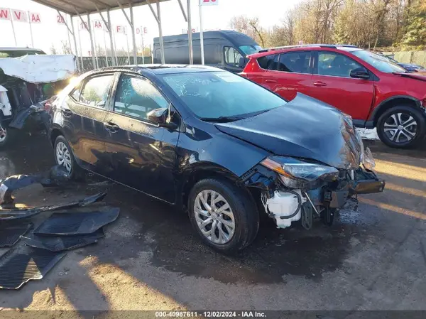 2T1BURHE8KC167359 2019 TOYOTA COROLLA - Image 1