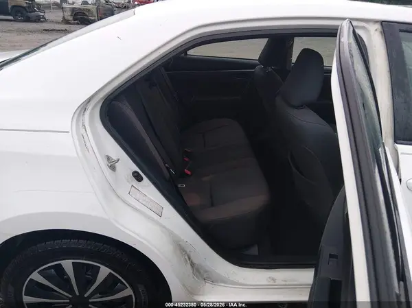 2T1BURHE8KC167586 2019 TOYOTA COROLLA - Image 8