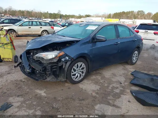 2T1BURHE8KC172772 2019 TOYOTA COROLLA - Image 2
