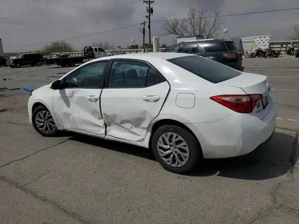 2T1BURHE8KC173646 2019 TOYOTA COROLLA - Image 2