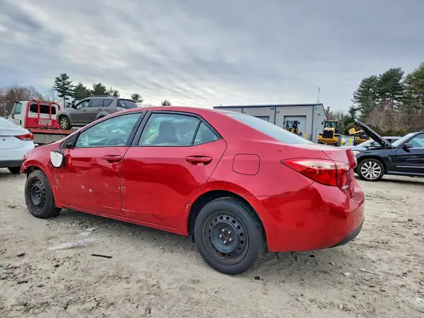 2T1BURHE8KC184081 2019 TOYOTA COROLLA - Image 2