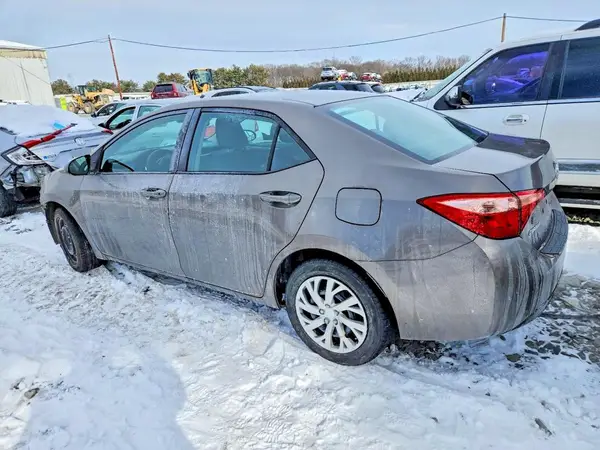 2T1BURHE8KC188406 2019 TOYOTA COROLLA - Image 2