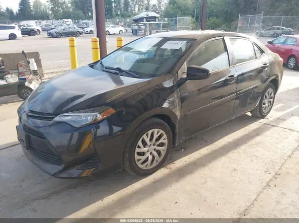 2T1BURHE8KC195209 2019 TOYOTA COROLLA - Image 2