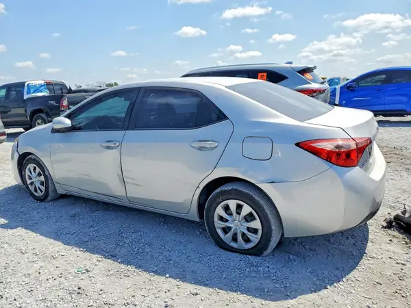 2T1BURHE8KC197025 2019 TOYOTA COROLLA - Image 2